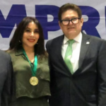 ENTREGAN RECONOCIMIENTO AL MÉRITO EMPRESARIAL 2026, A LA ACTIVISTA MARINA SALGADO DE PARRA
